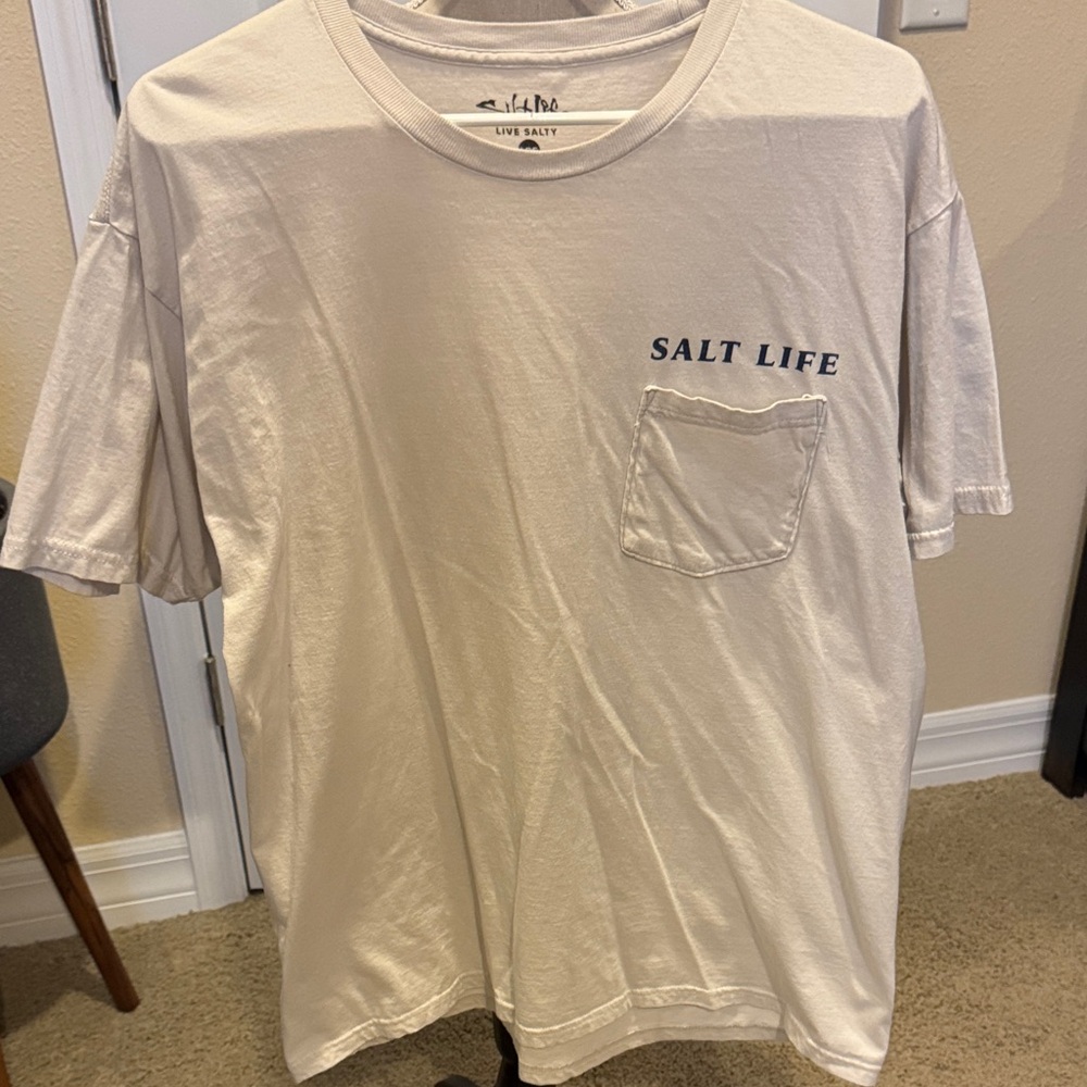 Salt Life Men's Beige Pocket Tee